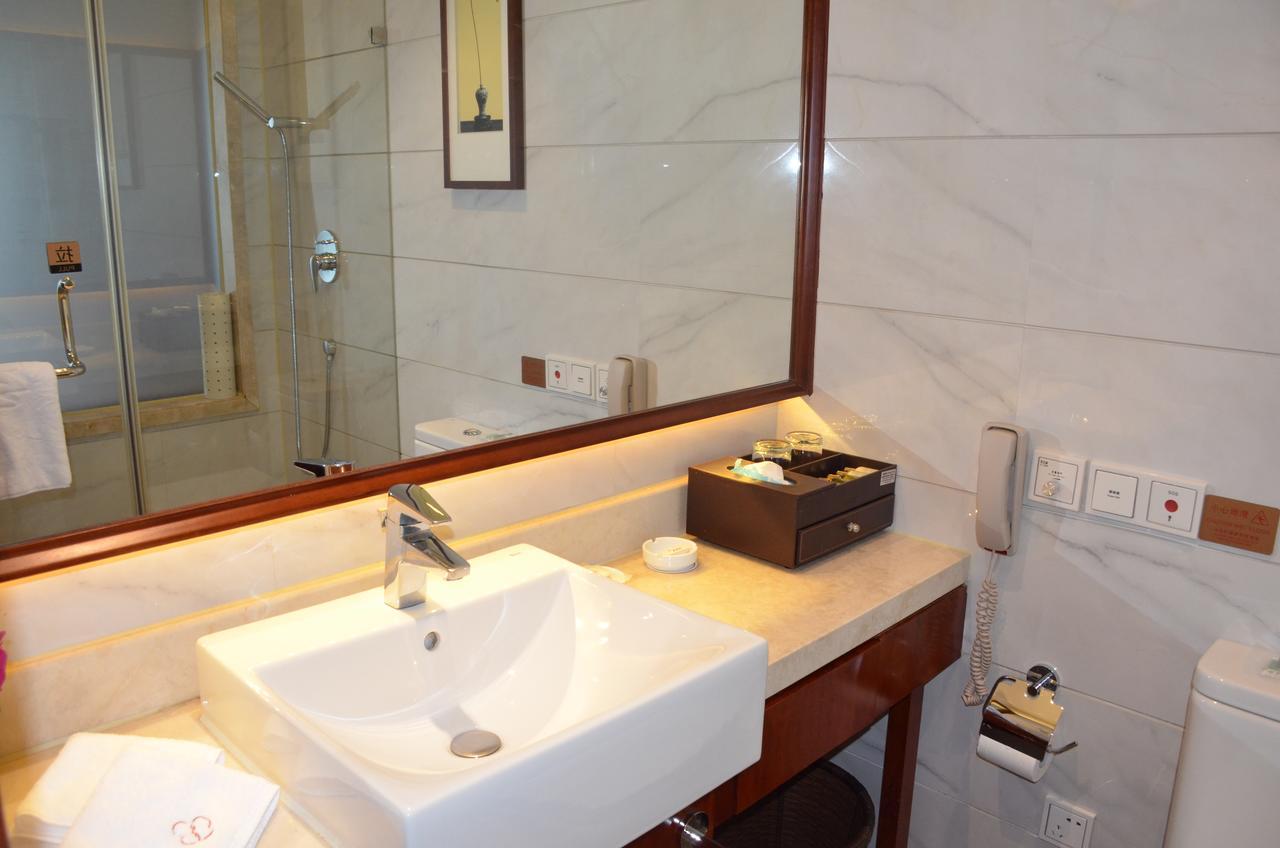 Deefly Lakeview Hotel הנגז'ו מראה חיצוני תמונה